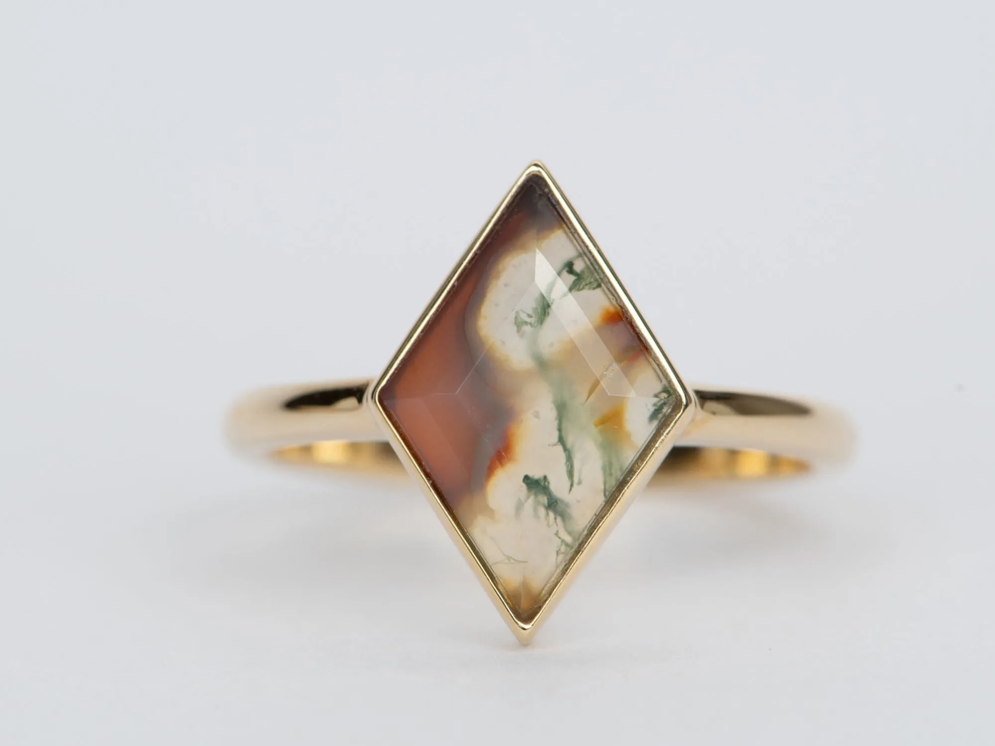 2.18ct Kite Shape Moss Agate Bezel Set 14K Gold Engagement Ring R6363