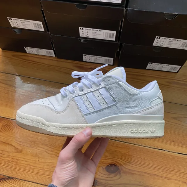 Adidas forum 84 low adv shoes chalk white / cloud white / cloud white fy7998