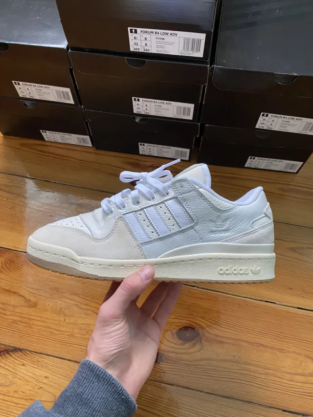 Adidas forum 84 low adv shoes chalk white / cloud white / cloud white fy7998