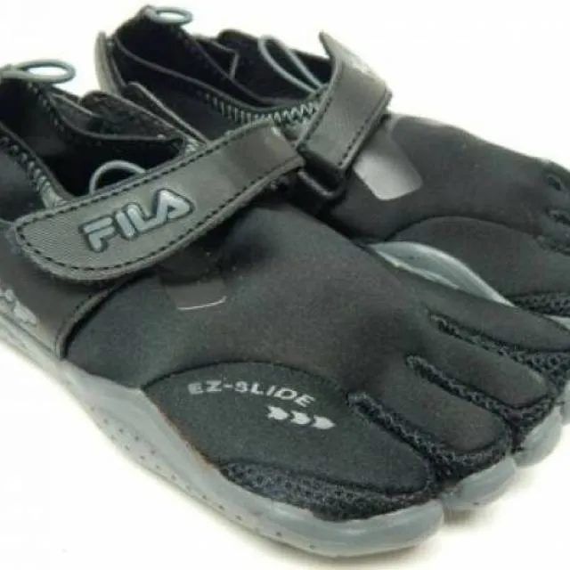 Fila skele-toes size 5 m eu 35.5 women's ez slide water shoes black 5pk14074-020