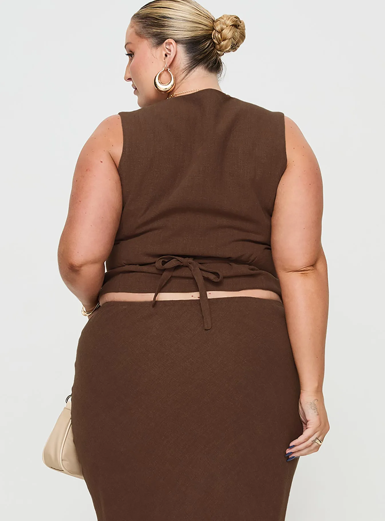 Ginger Linen Blend Vest Chocolate Curve