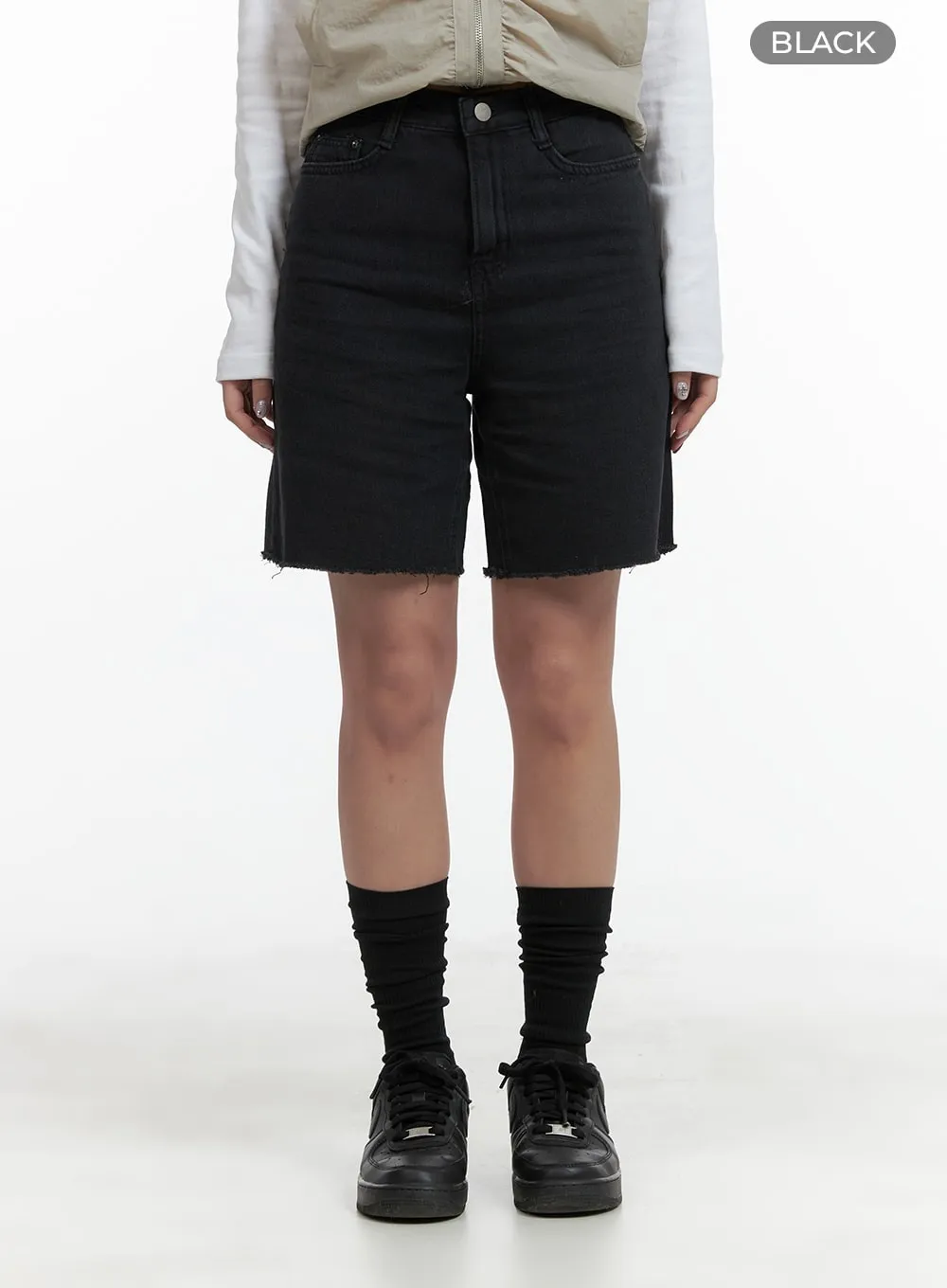 Raw-Cut Wide Fit Shorts CA415