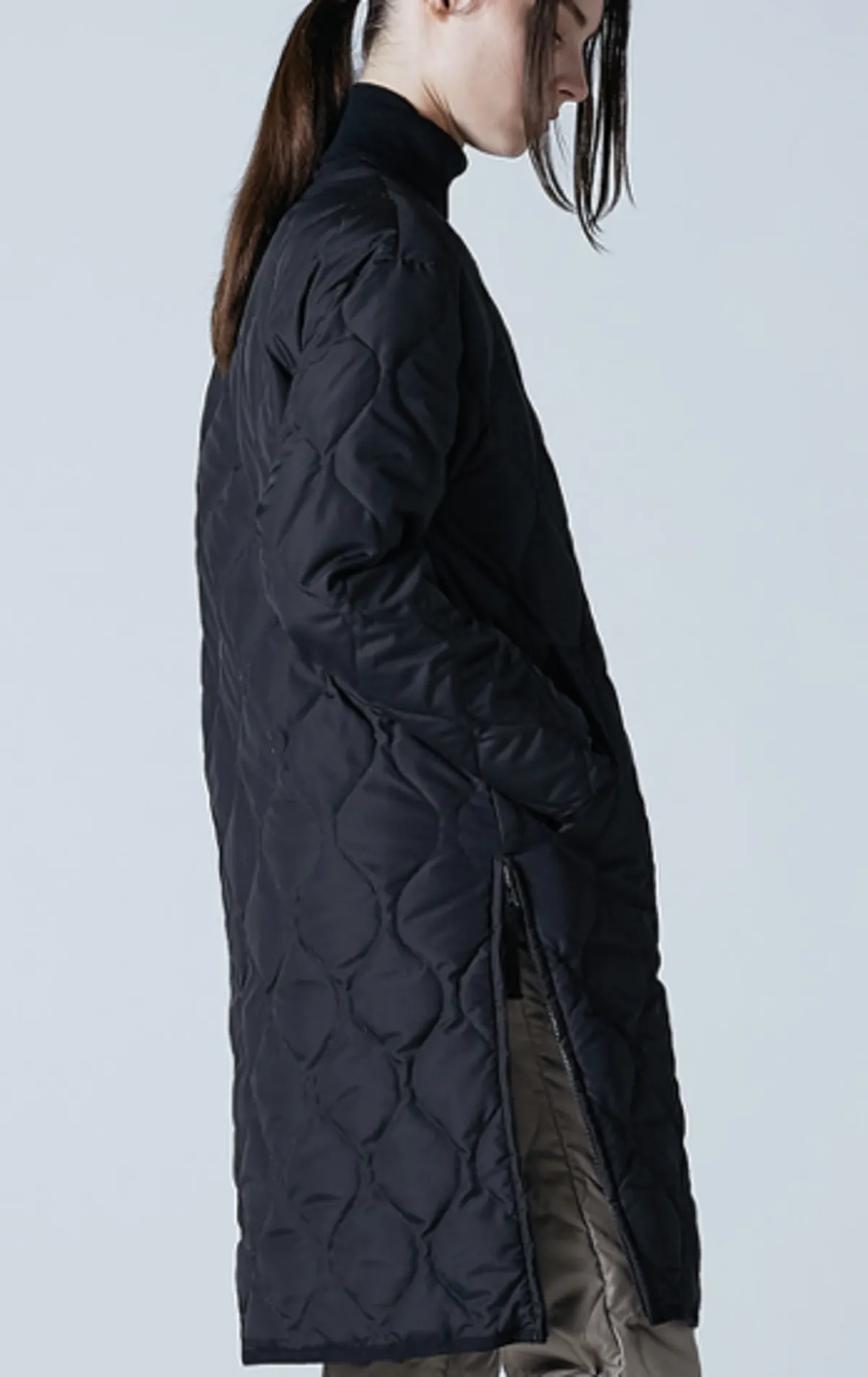 Taion Long Military Crew Neck Quilted Coat - Black