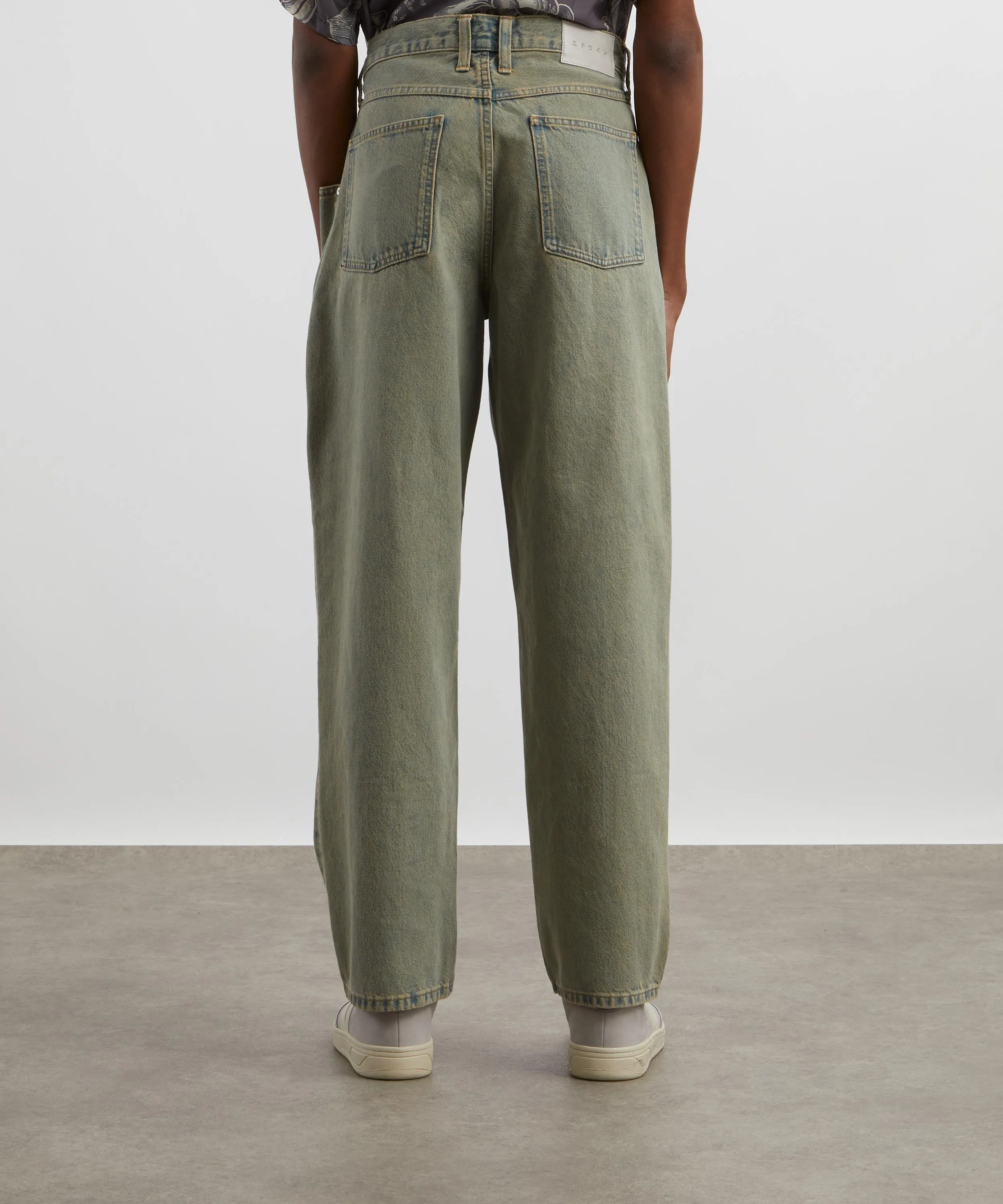 Tyrell Loose Tapered Jeans