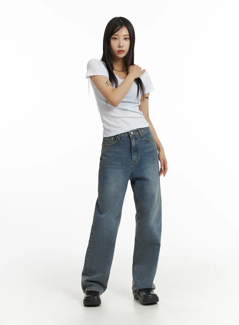 Washed Straight Leg Jeans CF401