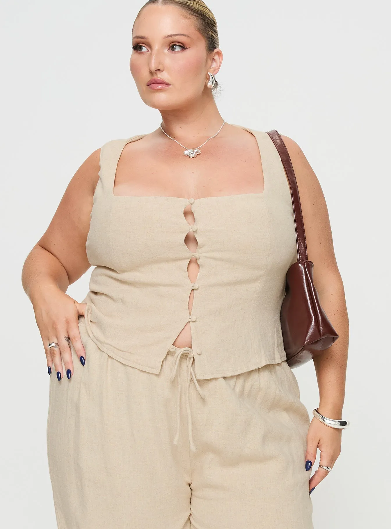 Zenda Linen Blend Top Beige Curve